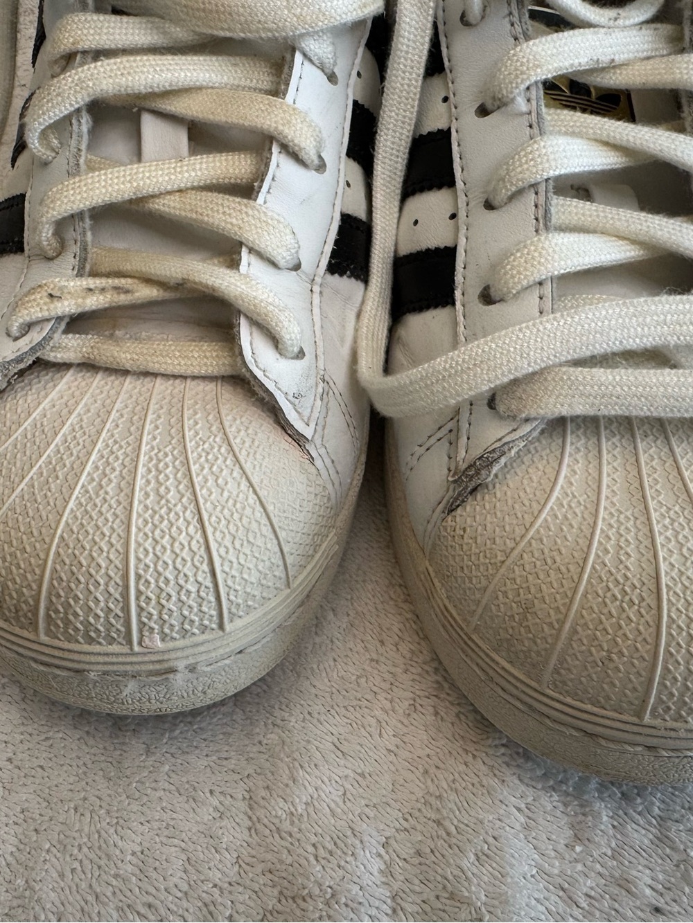 Adidas Originals Superstar White Black Gold Shell Toe Sneaker Womens Sz7 EG4958 - Picture 6 of 10